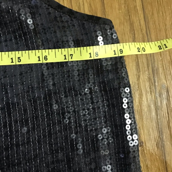 NEW YORK & CO Street Wear Gray Sequin Tank NWT L - Picture 5 of 6